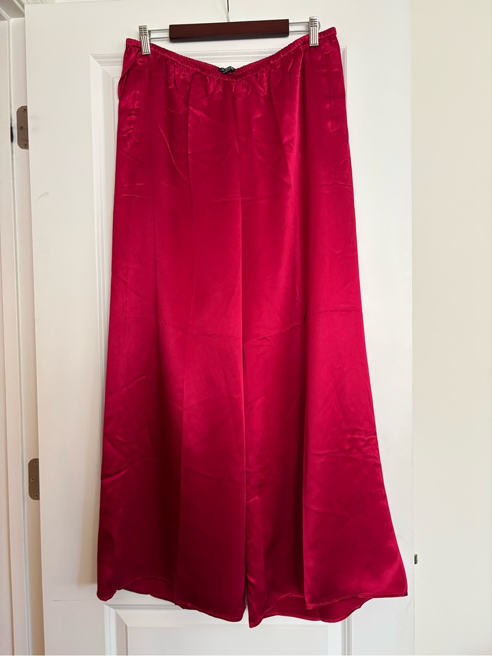 J. Crew “Cosmo Pant in Luster Charmeuse” Color:Crimson Rouge Size XL